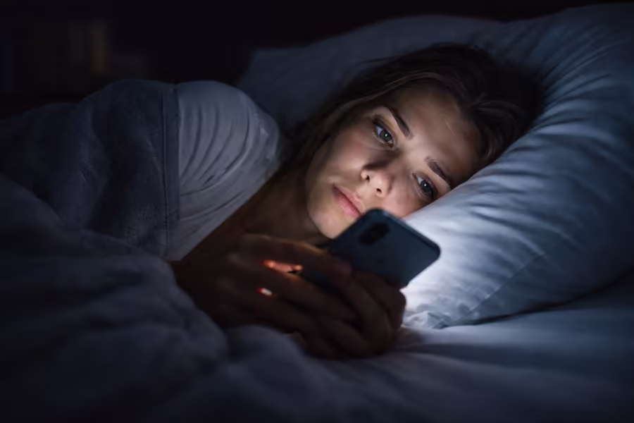 You’re Not Addicted to Screens but Doomscrolling Feels Hard to Quit