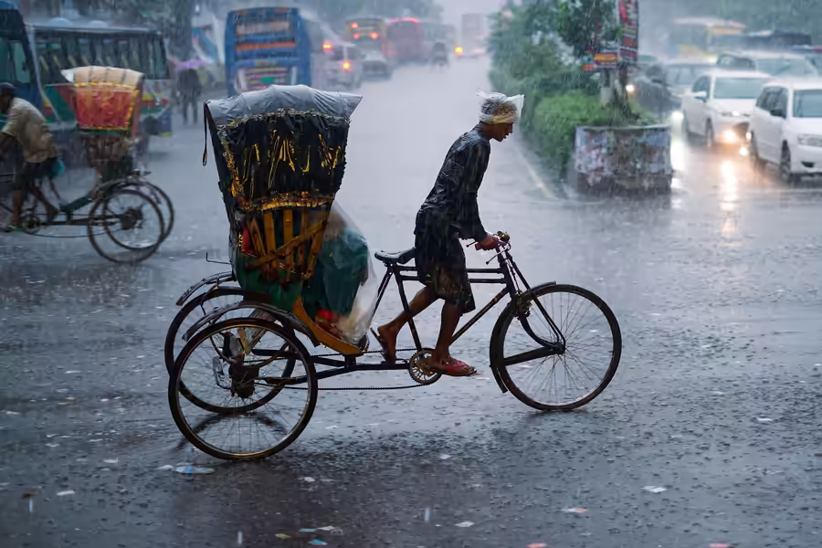 देश के अधिकांश हिस्सों में मानसून पड़ा कमजोर, उत्तराखंड में रेड अलर्ट जारी