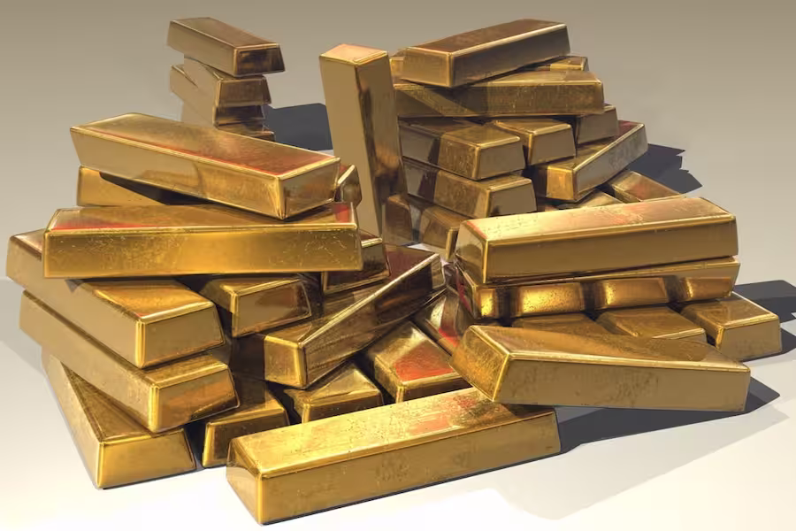 Gold Silver Price Today: 4 दिन में ₹15,000 टूटी चांदी, सोना ₹1.43 लाख के नीचे; जानें आज का ताजा रेट