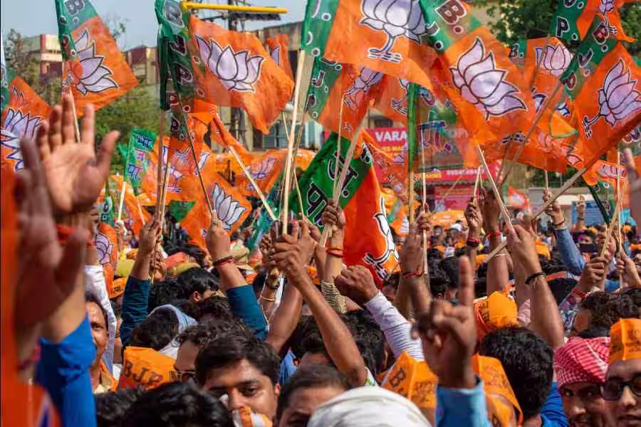 कोलकाता में BJP की बड़ी बैठक के बीच बीरभूम में पार्टी नेता चंदन भल्ला की गोली मारकर हत्या